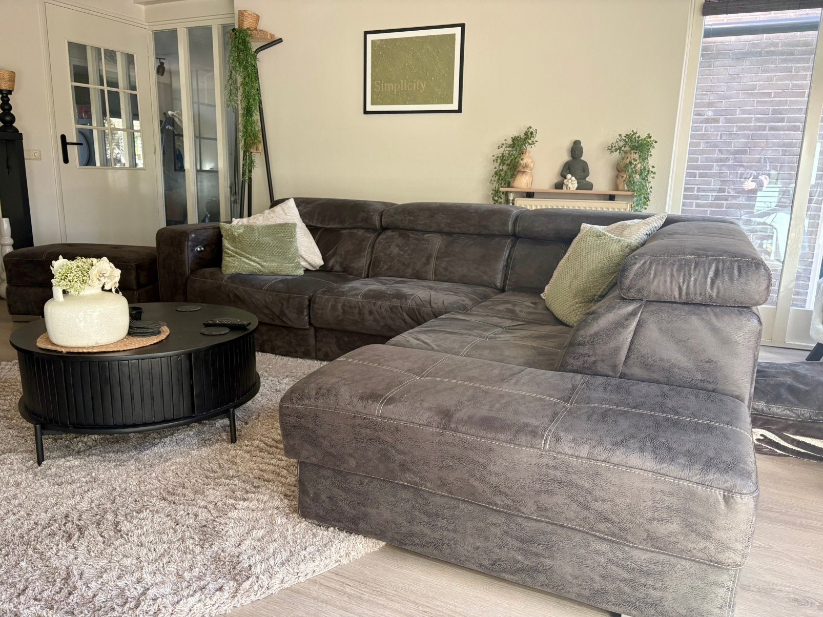 Grote zware hoekbank met fauteuil en hocker, Huis en Inrichting, Banken | Bankstellen, Ophalen, Overige materialen, 250 tot 300 cm