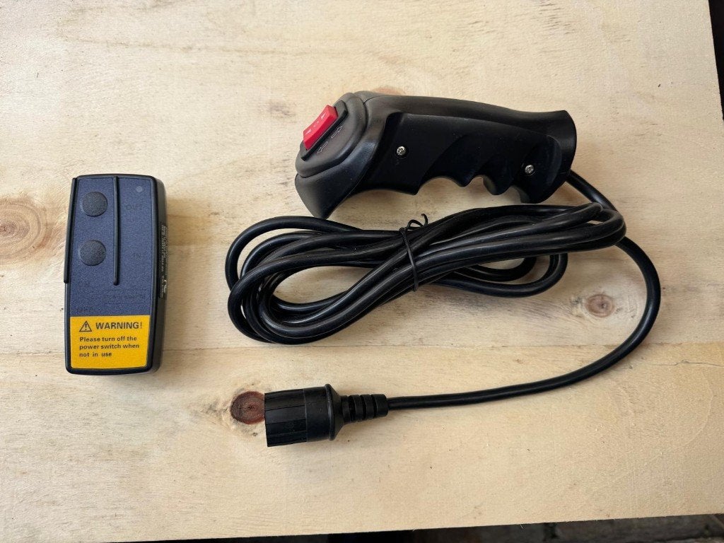 Elektrische lier 12 volt 5,9 ton 13500 lbs touw draadloos, Ophalen of Verzenden, Nieuw