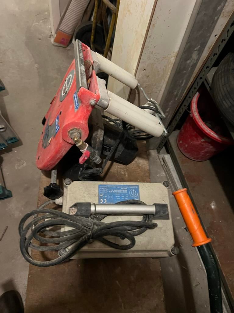 Duo Muurzaag - Krachtige Zaag voor Diverse Klussen, Doe-het-zelf en Verbouw, Ophalen, Gebruikt, 70 mm of meer, Overige typen