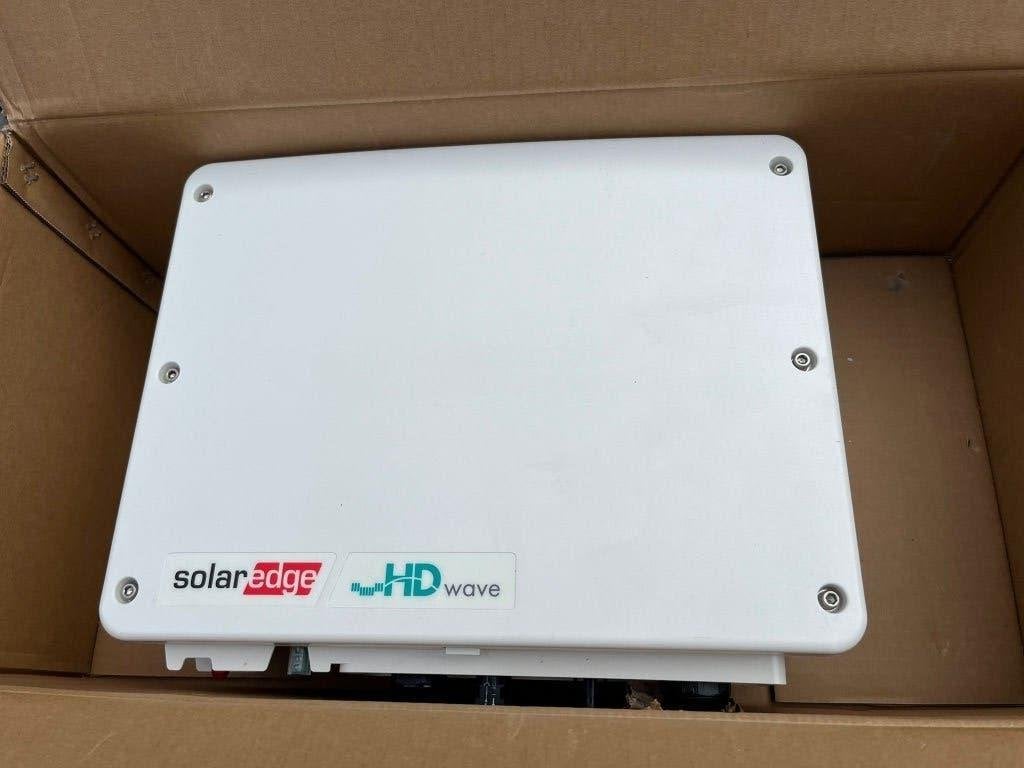 2 x Omvormer Solaredge Zonnepanelen + optimizers, Ophalen of Verzenden, Zo goed als nieuw, Compleet systeem, 200 wattpiek of meer