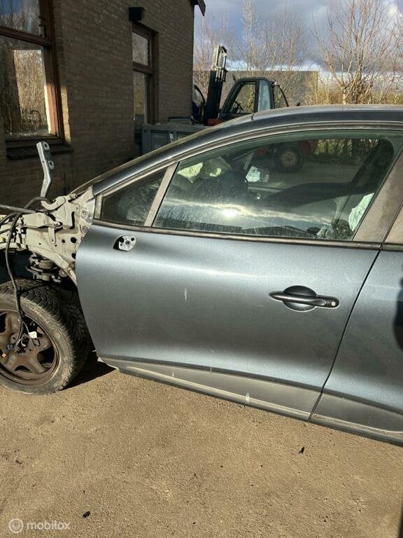 Voordeur links linksvoor Renault Clio IV ('12-'19), Gebruikt, Voor, Ophalen of Verzenden, Renault