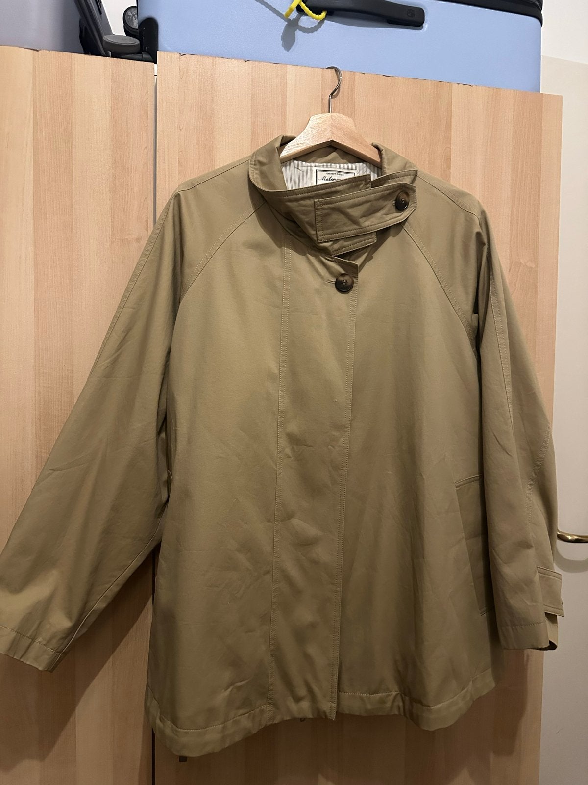 Stijlvolle beige jas - Makemoretine, Kleding | Dames, Ophalen of Verzenden, Zo goed als nieuw, Maat 42/44 (L), Beige
