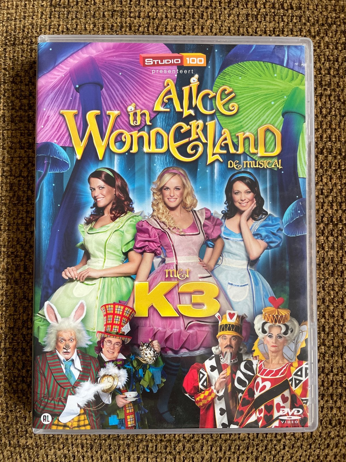 K3 in Alice in Wonderland De Musical dvd, Cd's en Dvd's, Gebruikt, Alle leeftijden, Nederlands, Familie