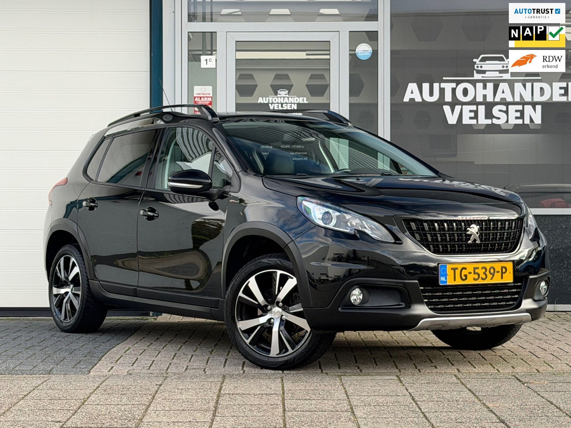 Peugeot 2008 1.2 PureTech GT-line Navi Camera, Auto's, Voorwielaandrijving, Dealer onderhouden, Euro 6, Origineel Nederlands
