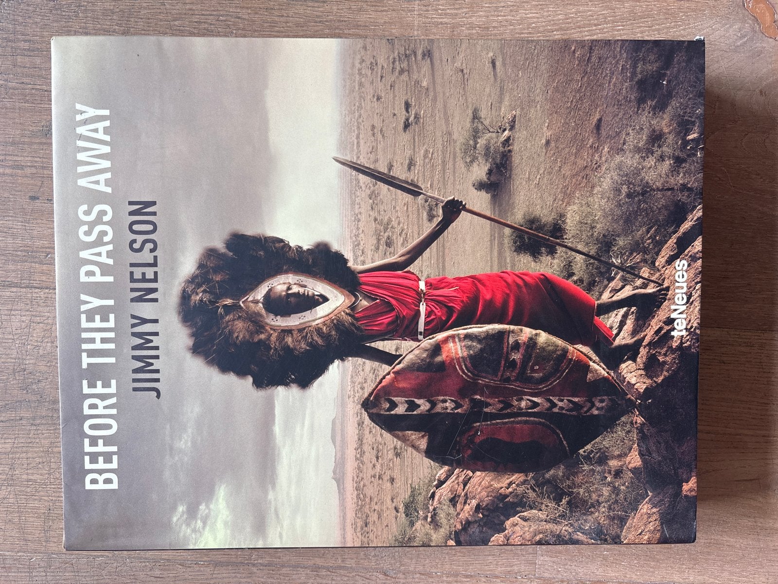 Koffietafelboek Jimmy Nelson - Before They Pass Away, Ophalen of Verzenden, Zo goed als nieuw, Fotografie algemeen