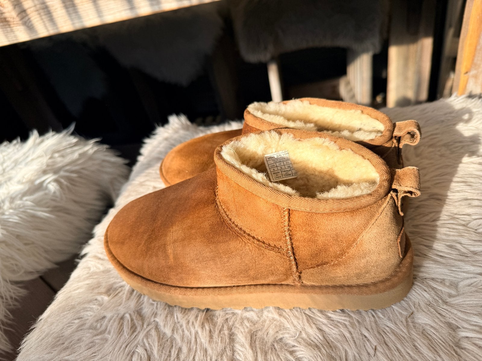 Originele Uggs Ultra Low Chestnut Brown Maat 39, Ophalen of Verzenden, Zo goed als nieuw, Bruin, Lage of Enkellaarzen
