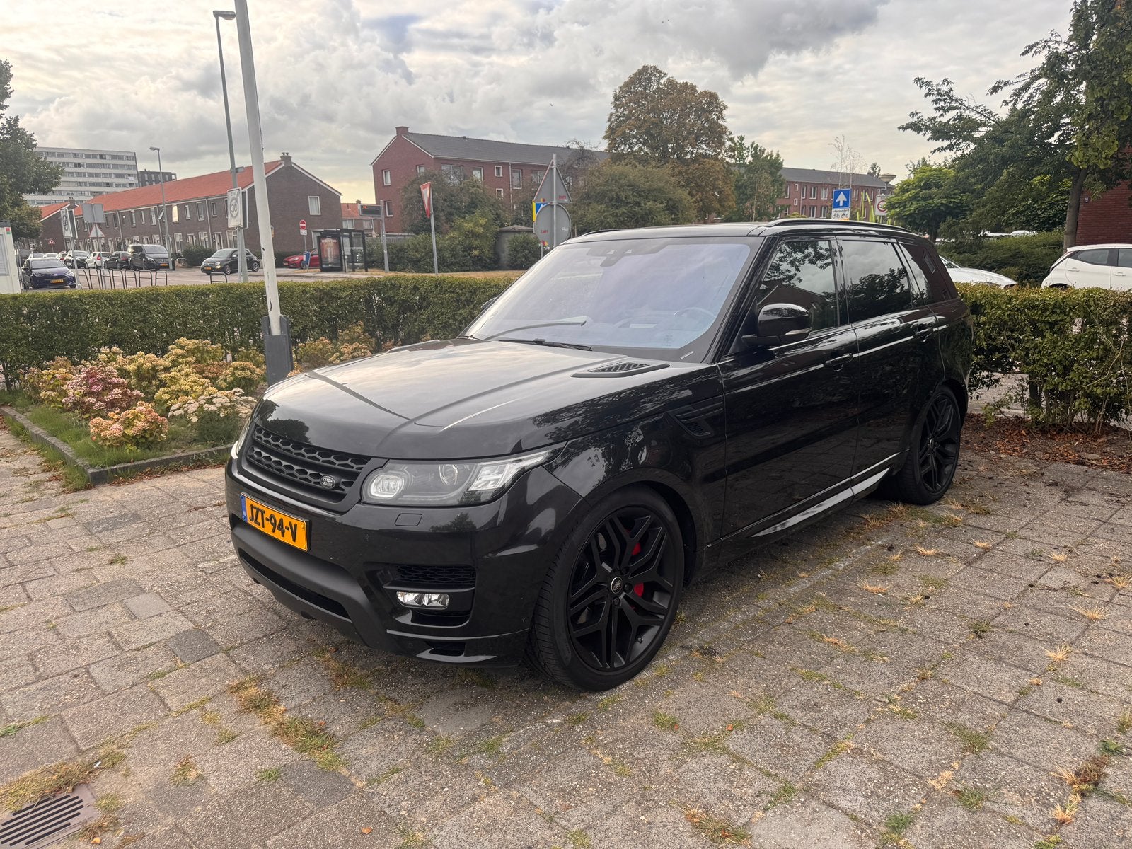 Land Rover Range Rover (sport) 5.0 375KW V8 SC AUT 2017, Auto's, Land Rover, Automaat, 8 cilinders, 510 pk, Zwart