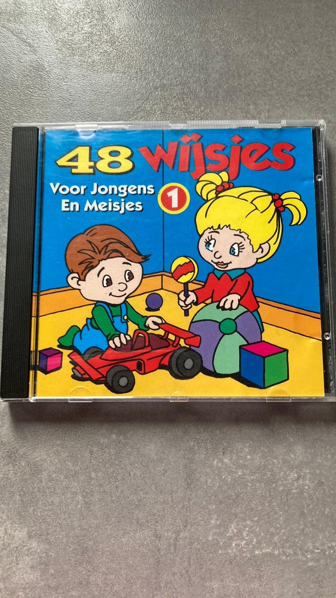48 wijsjes voor jongens en meisjes., Ophalen of Verzenden, Gebruikt