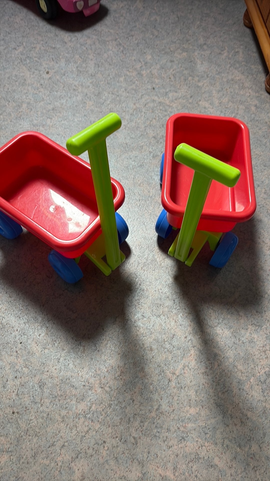 Twee trekkarretjes., Kinderen en Baby's, Ophalen, Zo goed als nieuw