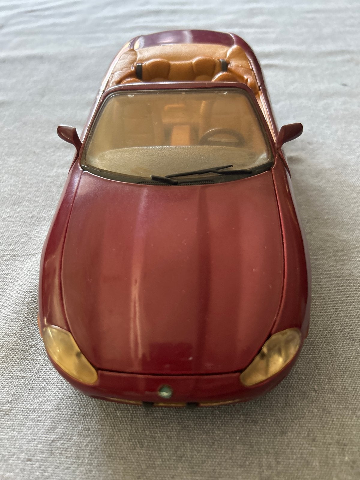 Jaguar XK8 Cabriolet schaalmodel - Rood, Ophalen of Verzenden, Gebruikt, Auto, Overige merken