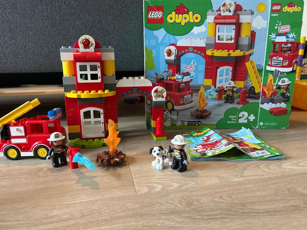 Lego Duplo Brandweerkazerne 10903 met Brandweerauto, Ophalen, Gebruikt, Overige merken