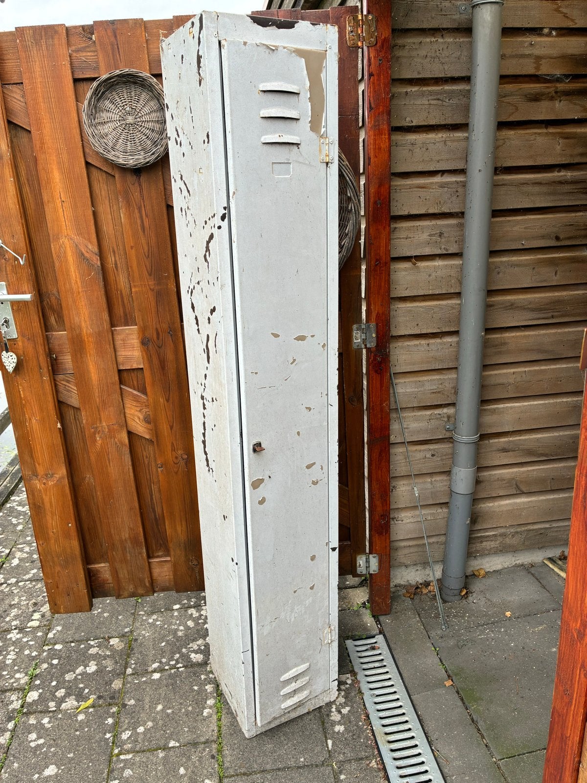 Locker kast, Ophalen, Gebruikt