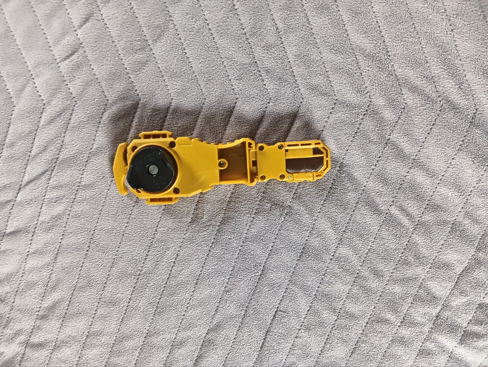 Gele Beyblade Launcher - Zo goed als nieuw, Ophalen of Verzenden, Zo goed als nieuw