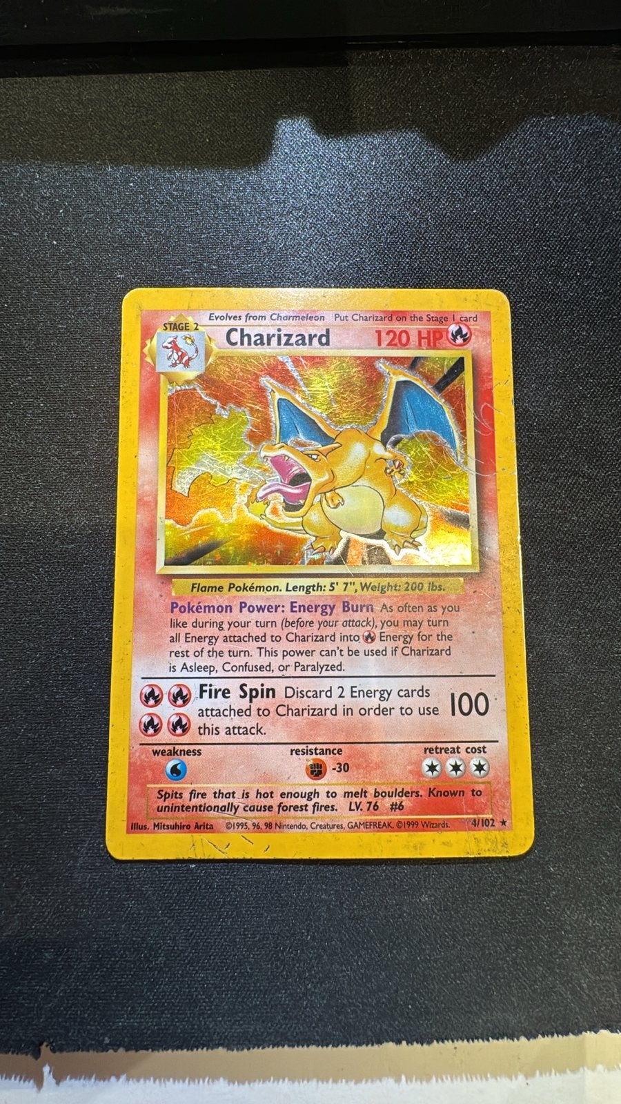 Pokémon Charizard Base Set 4/102 Holo - 1999 - Engels, Hobby en Vrije tijd, Verzamelkaartspellen | Pokémon, Ophalen of Verzenden