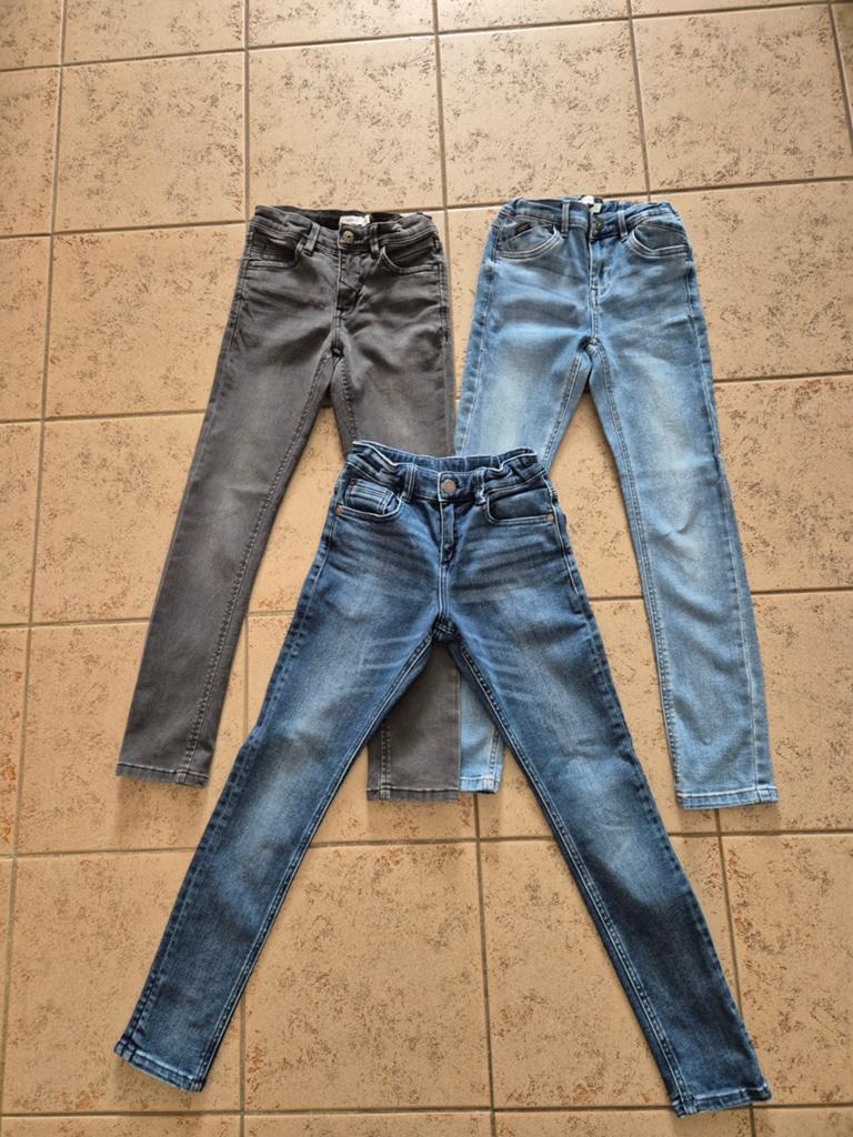 3 spijkerbroeken, mt. 140, Kinderen en Baby's, Kinderkleding | Maat 140, Broek, Ophalen of Verzenden, Zo goed als nieuw, Jongen