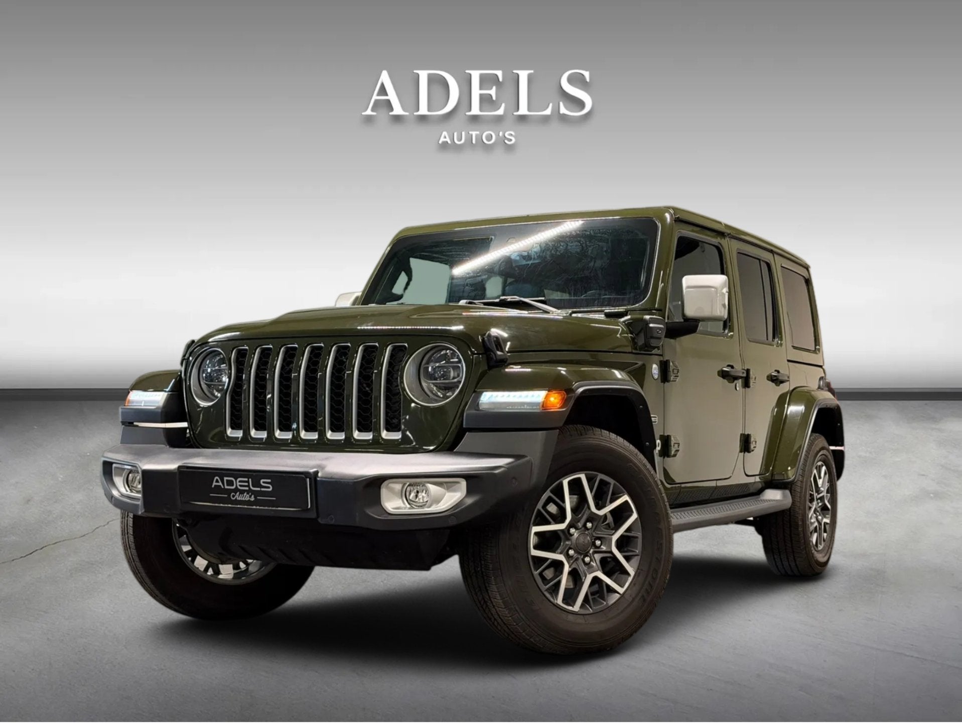 Jeep Wrangler Unlimited 4xe 380 Sahara Sarge Green, Auto's, Automaat, Gebruikt, Zwart, 4 cilinders