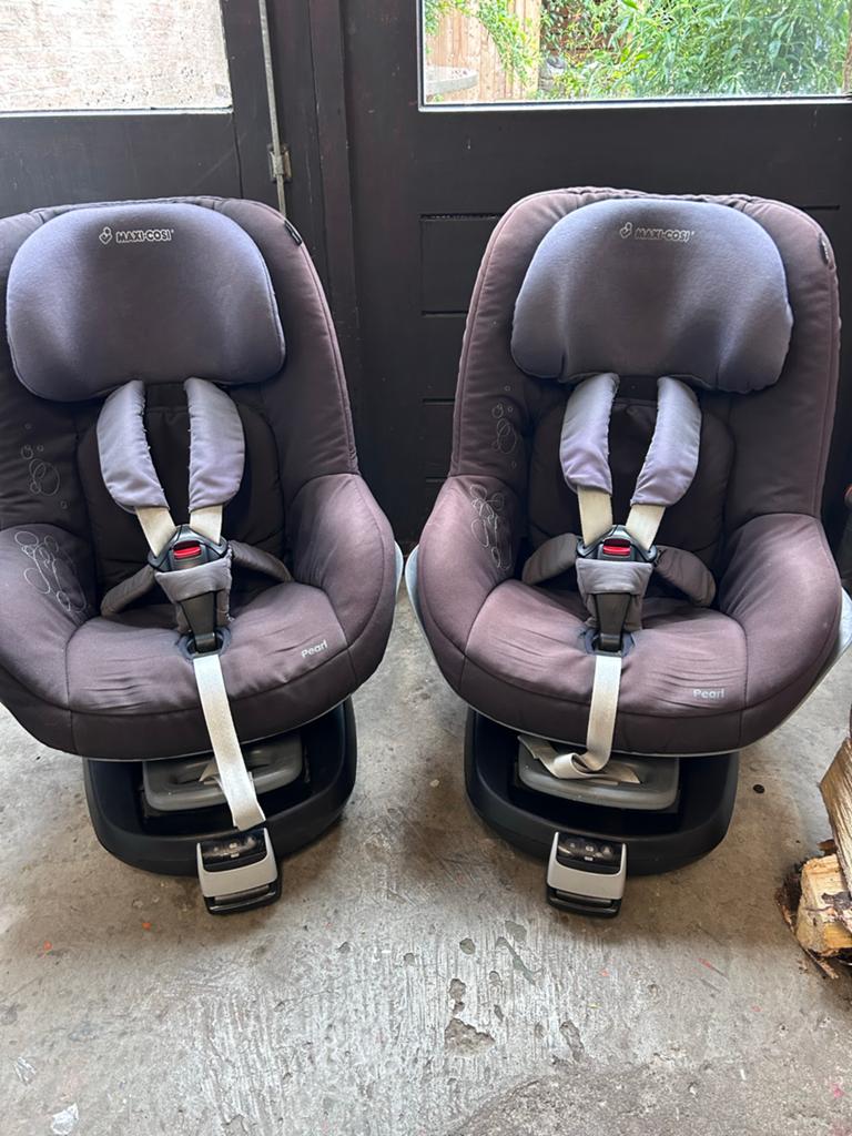 Maxi Cosi autostoel 2x incl Family Fix (Isofix), Kinderen en Baby's, Autostoeltjes, Ophalen, Gebruikt, 9 t/m 18 kg, Verstelbare rugleuning