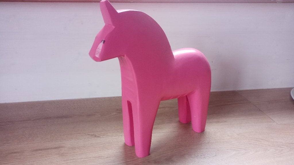 Vintage Ikea Finansiell roze houten XL Dala paard, Antiek en Kunst, Ophalen, Hout, Beeld, 27 cm