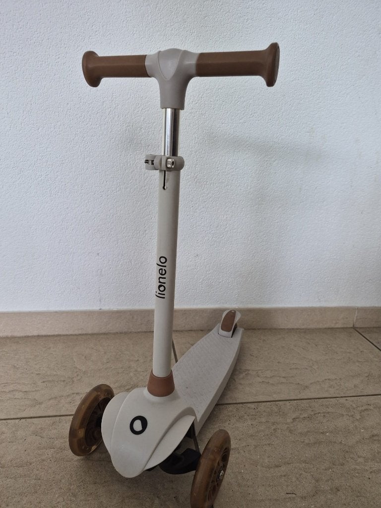 Lionelo Jessy step voor kinderen, Ophalen, Gebruikt, Gewone step, Lionelo