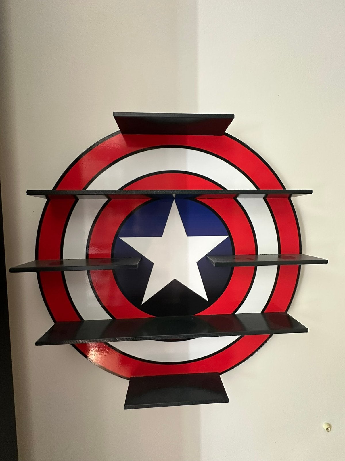 Captain America Shield Shelf – Displayrek voor Funko Pops, Ophalen of Verzenden, Zo goed als nieuw