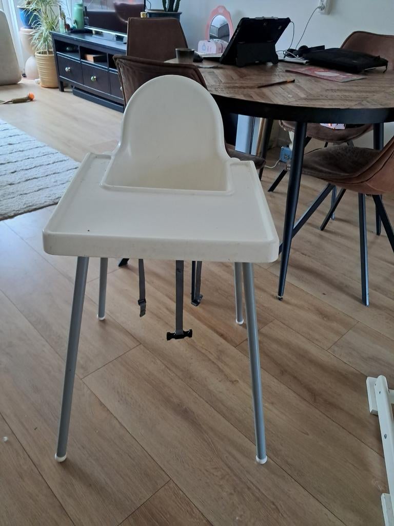 Ikea Antilop kinderstoel met eetblad en gordel, Ophalen of Verzenden, Gebruikt, Overige typen, Gordel(s)