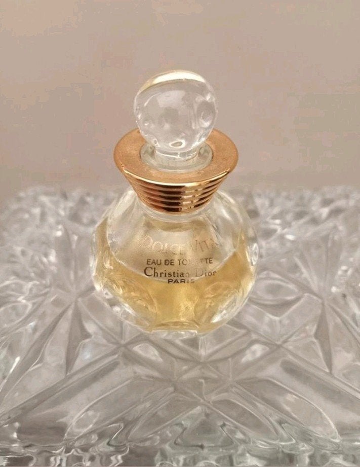 Parfum miniaturen verschillende merken, Ophalen of Verzenden, Nieuw, Miniatuur, Gevuld