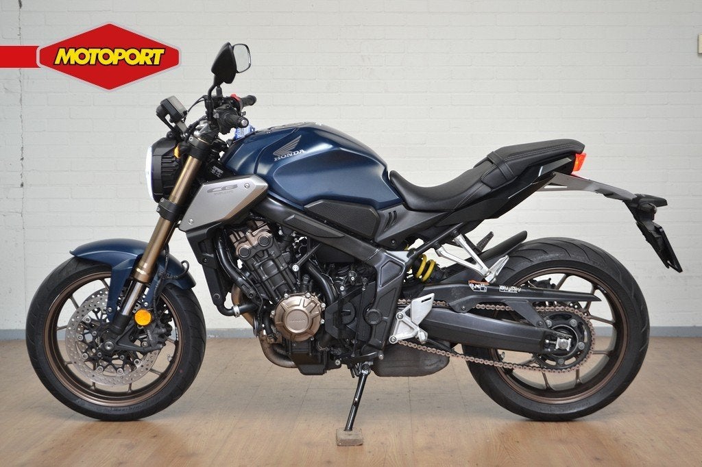 Honda CB650RA (bj 2021), Dorneveld 180-184
B-1731  Zellik, BE, Honda Motor Europe, Toermotor, Hlcbepccnl@honda-eu.com