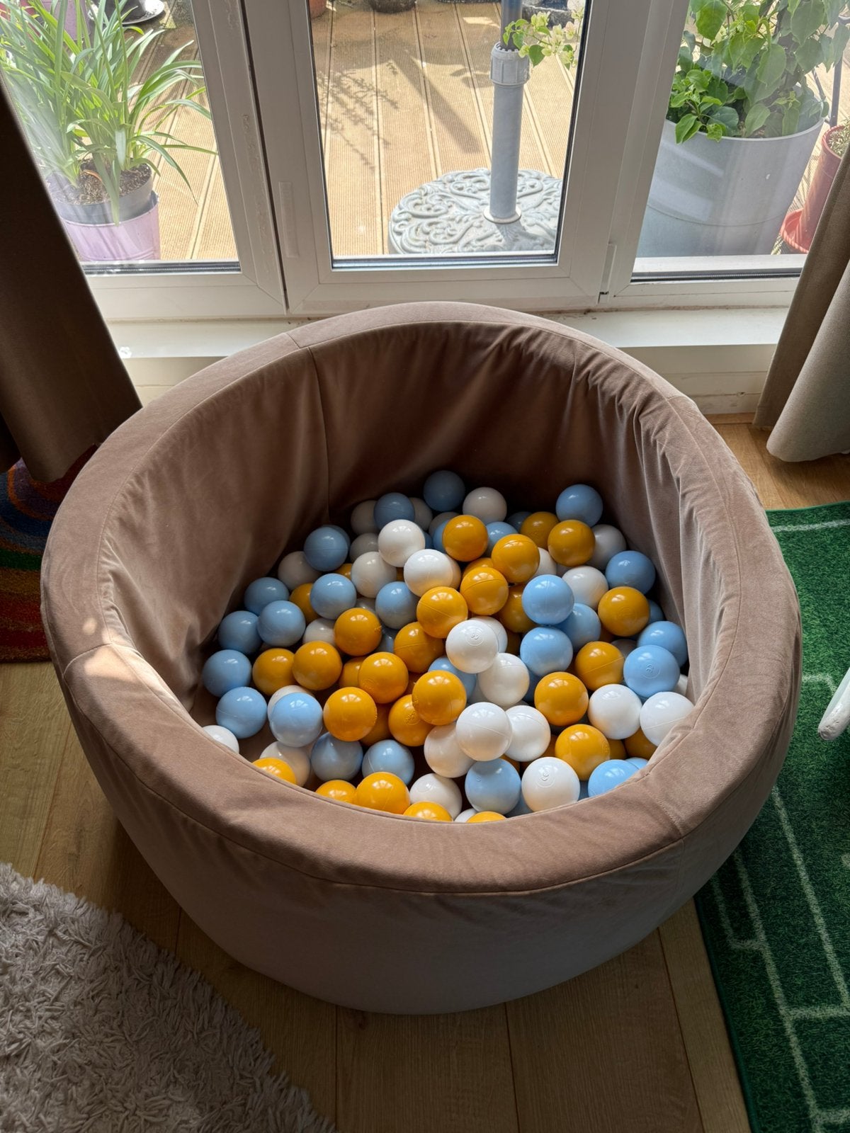 Ball pit 90x40cm + balls, Ophalen, Zo goed als nieuw