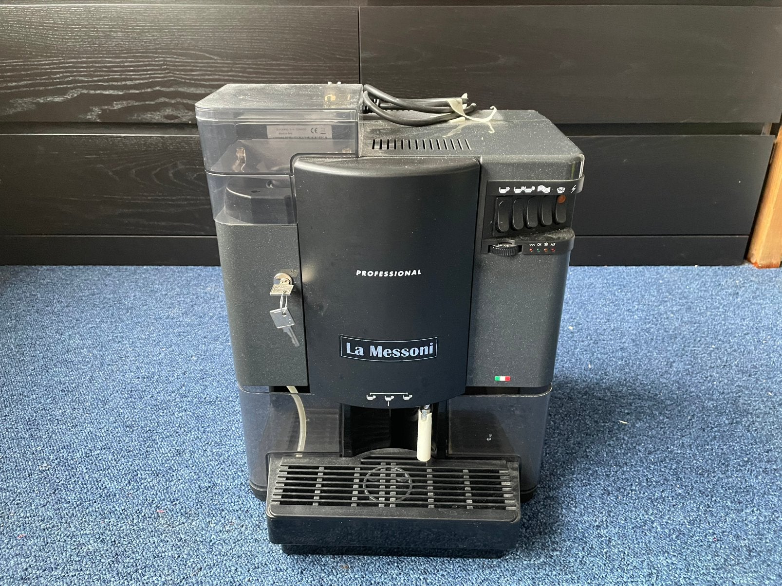 La messoni koffiemachine, Ophalen, Zo goed als nieuw, Koffiemachine