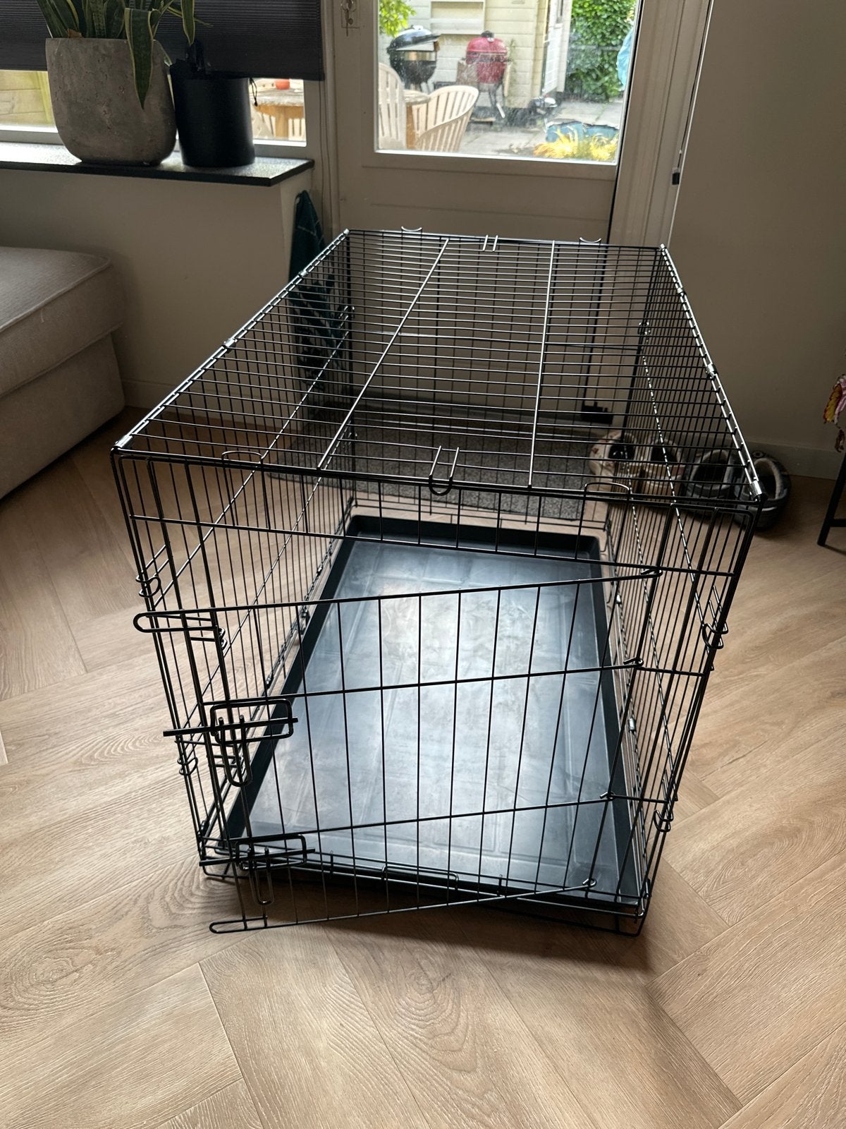Hondenbench medium large formaat, Ophalen, Zo goed als nieuw