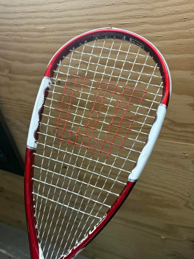 2 squashrackets + 2 hoezen (Head / Wilson), Sport en Fitness, Squash, Ophalen, Gebruikt, Racket, Met hoes