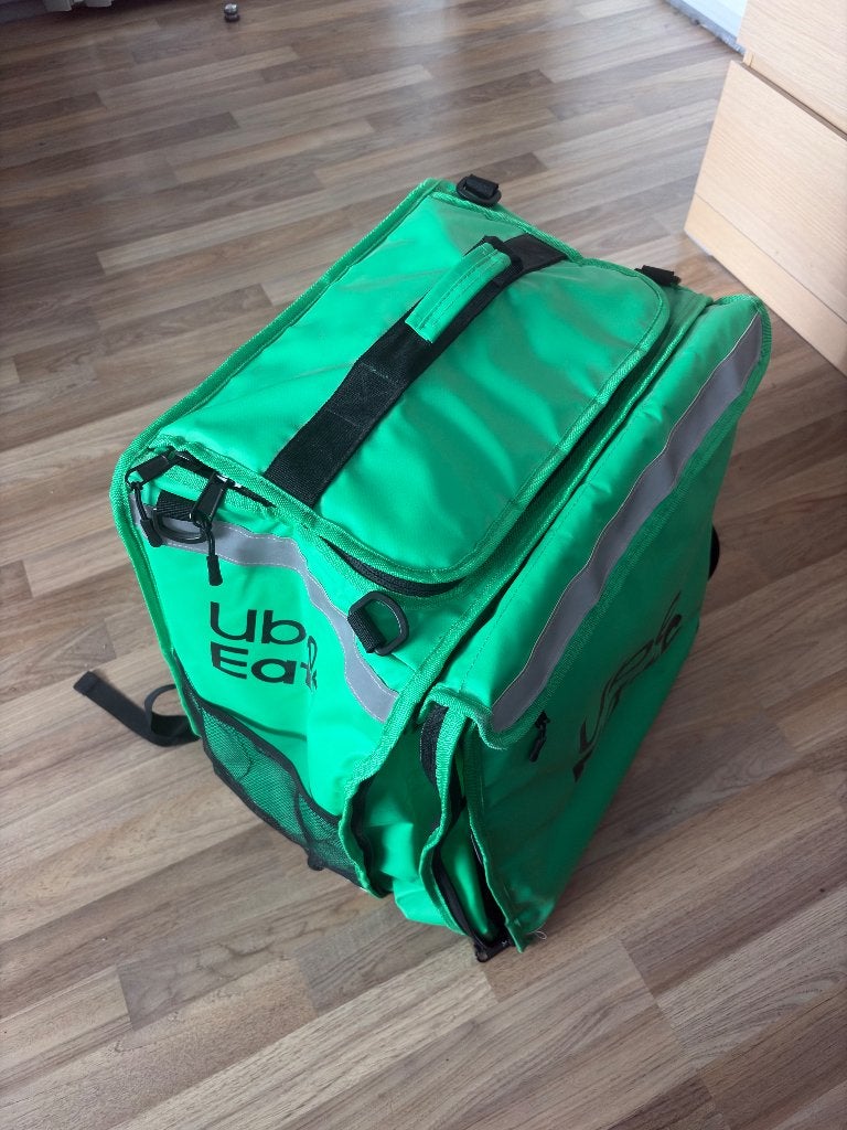 Insulated Uber Eats Bag, 25 tot 40 cm, Zo goed als nieuw, Waterdicht, Ophalen
