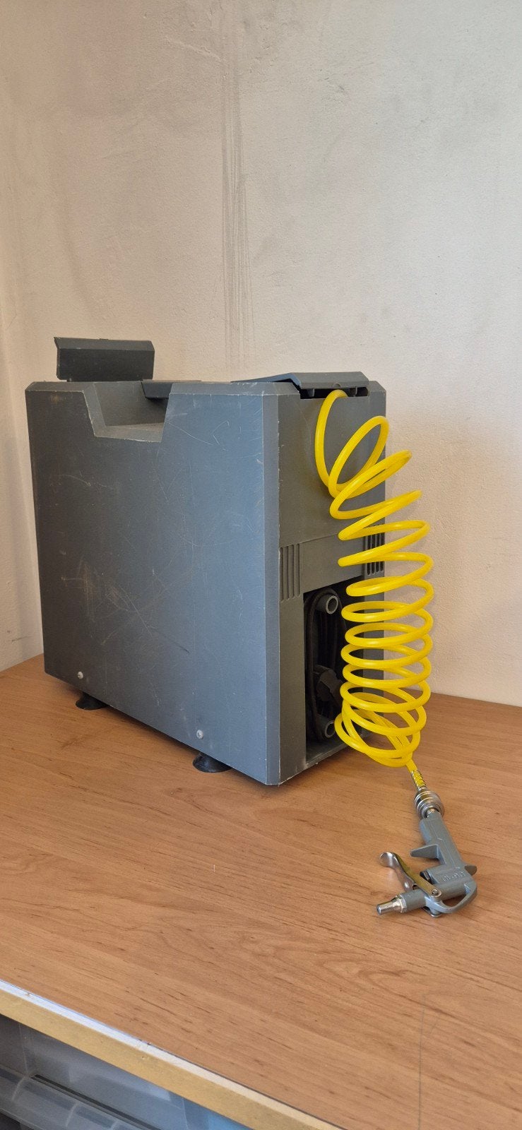 Kinzo Airpower Compressor 6 Liter 6 bar, Ophalen, Gebruikt