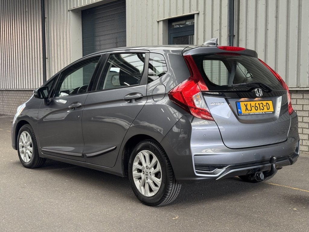 Honda Jazz Automaat 1.3 i-VTEC Comfort (bj 2019), Auto's, 450 kg, Gebruikt, Euro 6, 4 cilinders