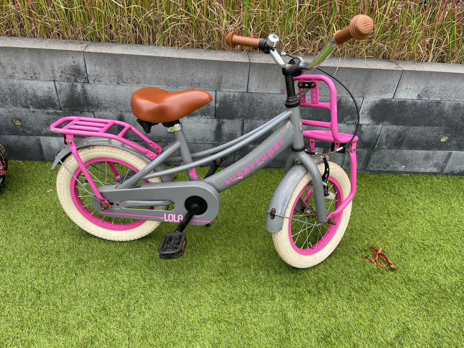 Supersuper fiets meisjesfiets Lola 14 inch kinderfiets, Ophalen, Gebruikt, 14 inch of minder
