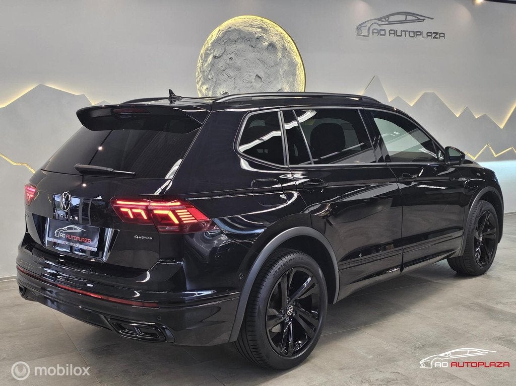 Volkswagen Tiguan Allspace 2.0 TSI 4Motion 3x R-line 7p. Pan, Auto's, Volkswagen, Automaat, Zwart, 1984 cc, Zwart