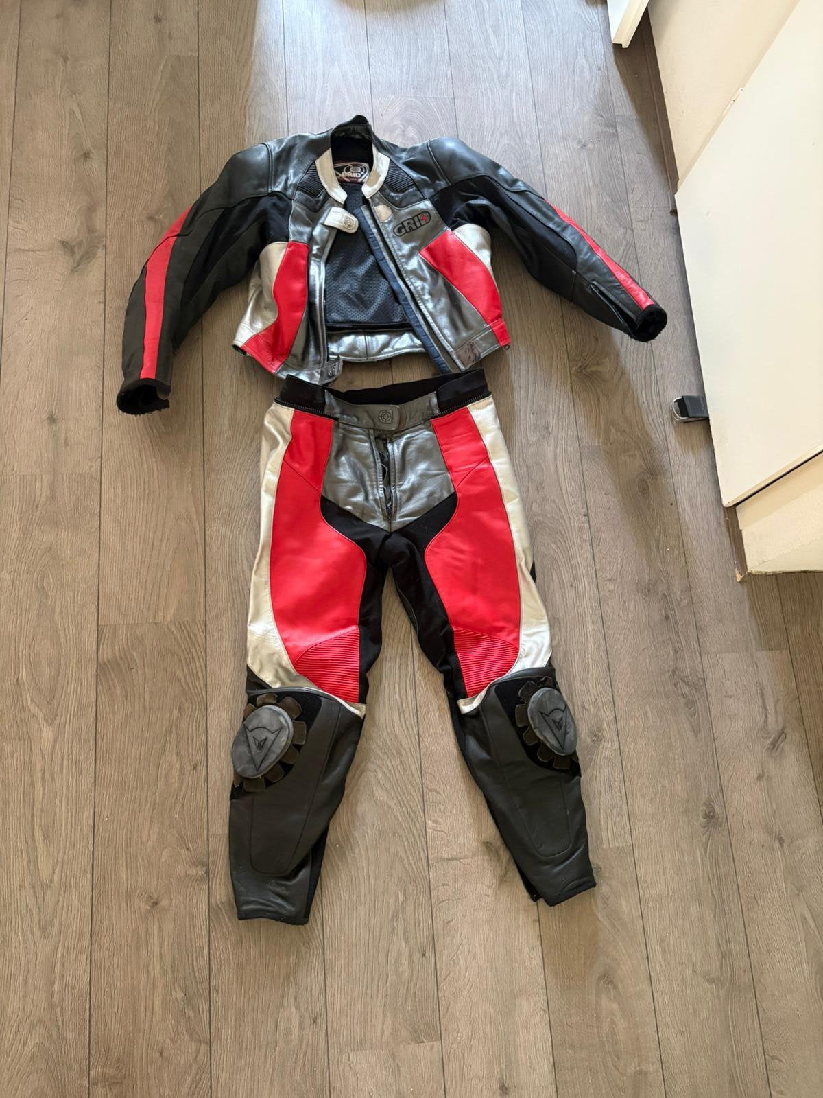 Grid Dames motorpak leer maat 46 - Zwart/Rood/Wit, Ophalen, Tweedehands, Dames, Combipak