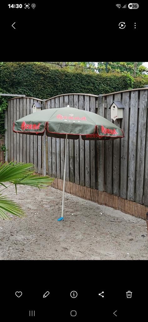 Brand Bier Strandparasol.Groen, Tuin en Terras, Parasols, Gebruikt, Strandparasol, 1 tot 2 meter, Ophalen of Verzenden