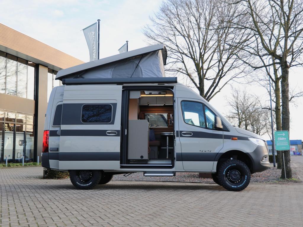 Hymer Grand Canyon S 600 4x4 | Crosstrail kleur, Caravans en Kamperen, Campers, Automaat, Achteruitrijcamera, Ringverwarming, Koelkast