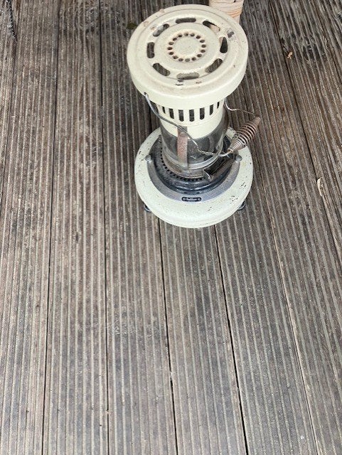 petroleumkacheltje, Ophalen