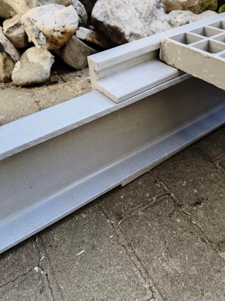 GVK Kunststof Loopvlonder / Loopbrug - Rot- en Roestvrij, Doe-het-zelf en Verbouw, Overige Doe-het-zelf en Verbouw, Ophalen of Verzenden