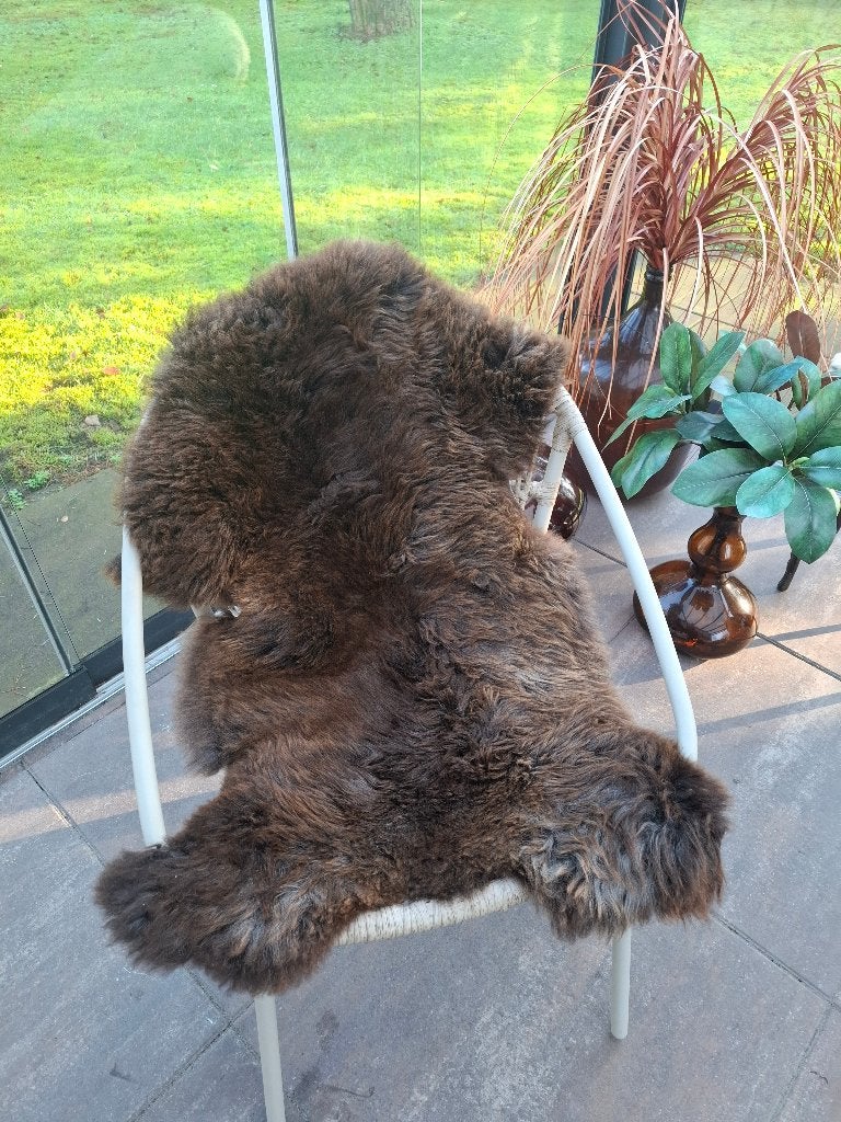 Bruine schapenvacht, Huis en Inrichting, 100 tot 150 cm, Bruin, Nieuw, Overige vormen