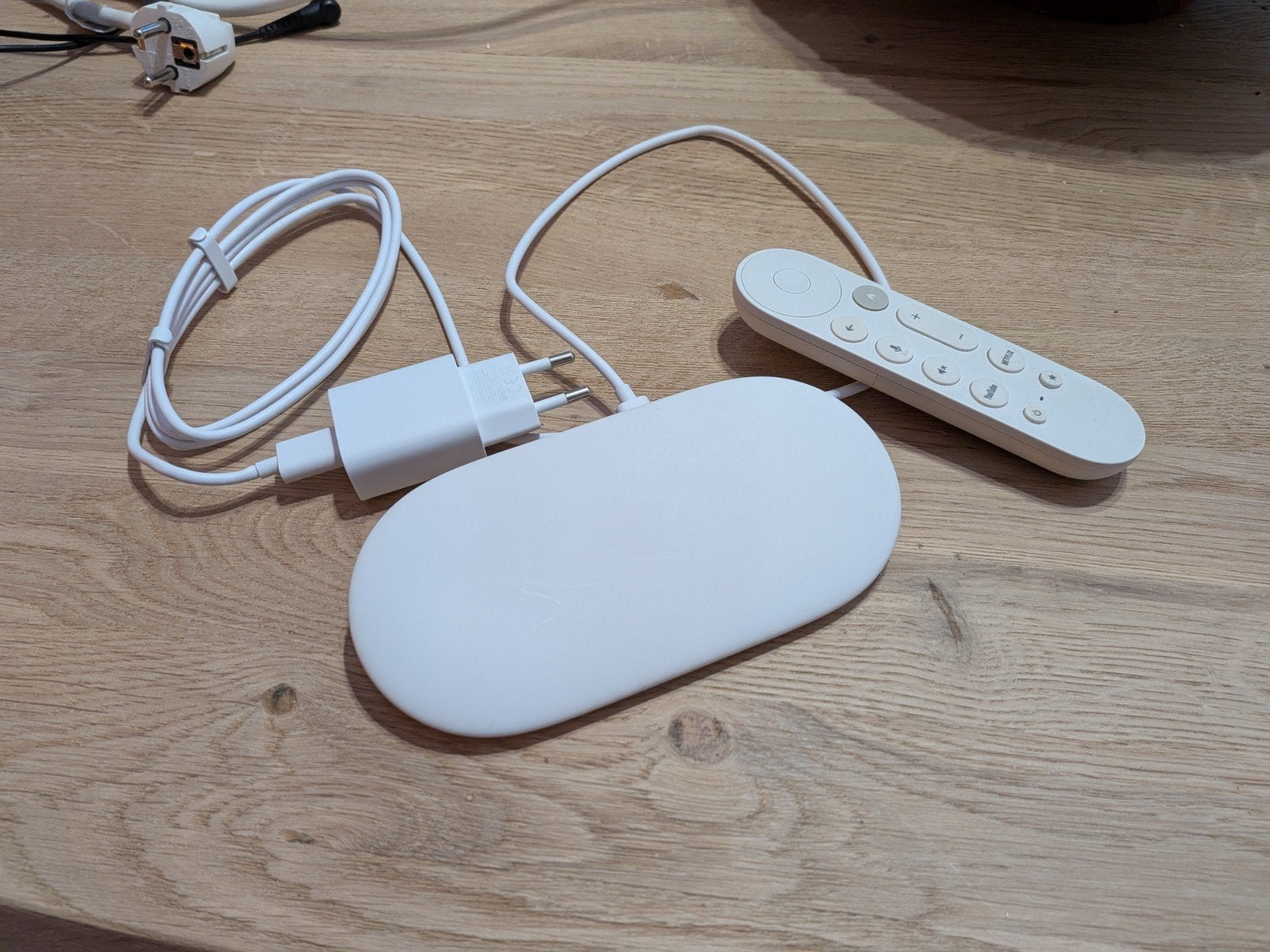 Google TV Streamer met afstandsbediening, Audio, Tv en Foto, Ophalen of Verzenden, Zo goed als nieuw, HDMI, Zonder harde schijf