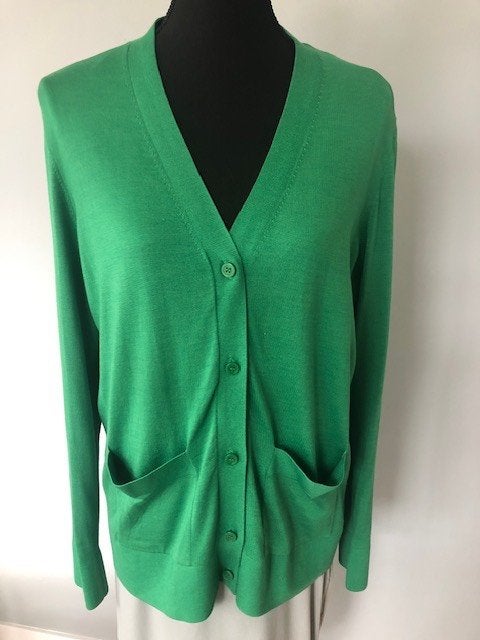 Nieuw groen zijde vest van COS maat M., Maat 38/40 (M), COS, Nieuw, Ophalen of Verzenden