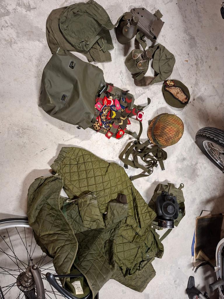 Jaren 80 NL leger, diverse spullen, Verzamelen, Militaria | Algemeen, Ophalen of Verzenden, Landmacht, Nederland