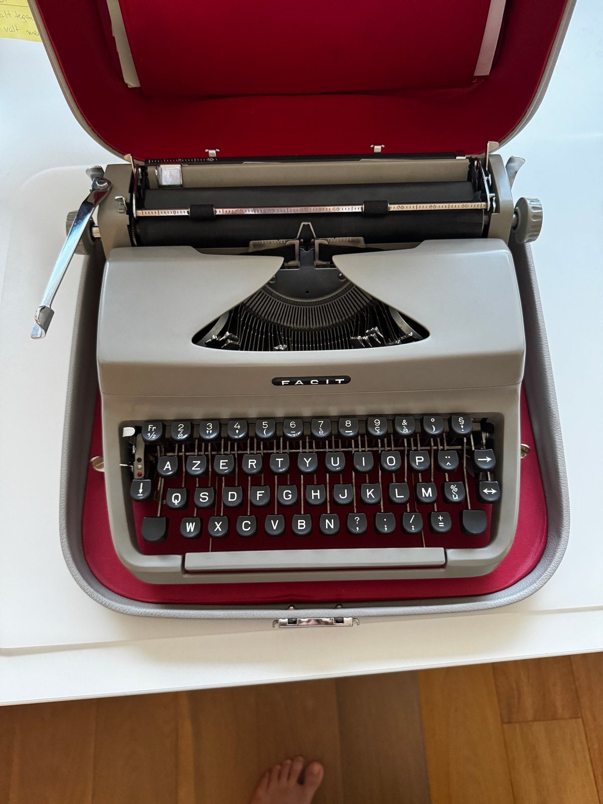 Facit TP1 - gerenoveerde typemachine AZERTY, Diversen, Typemachines, Ophalen, Zo goed als nieuw