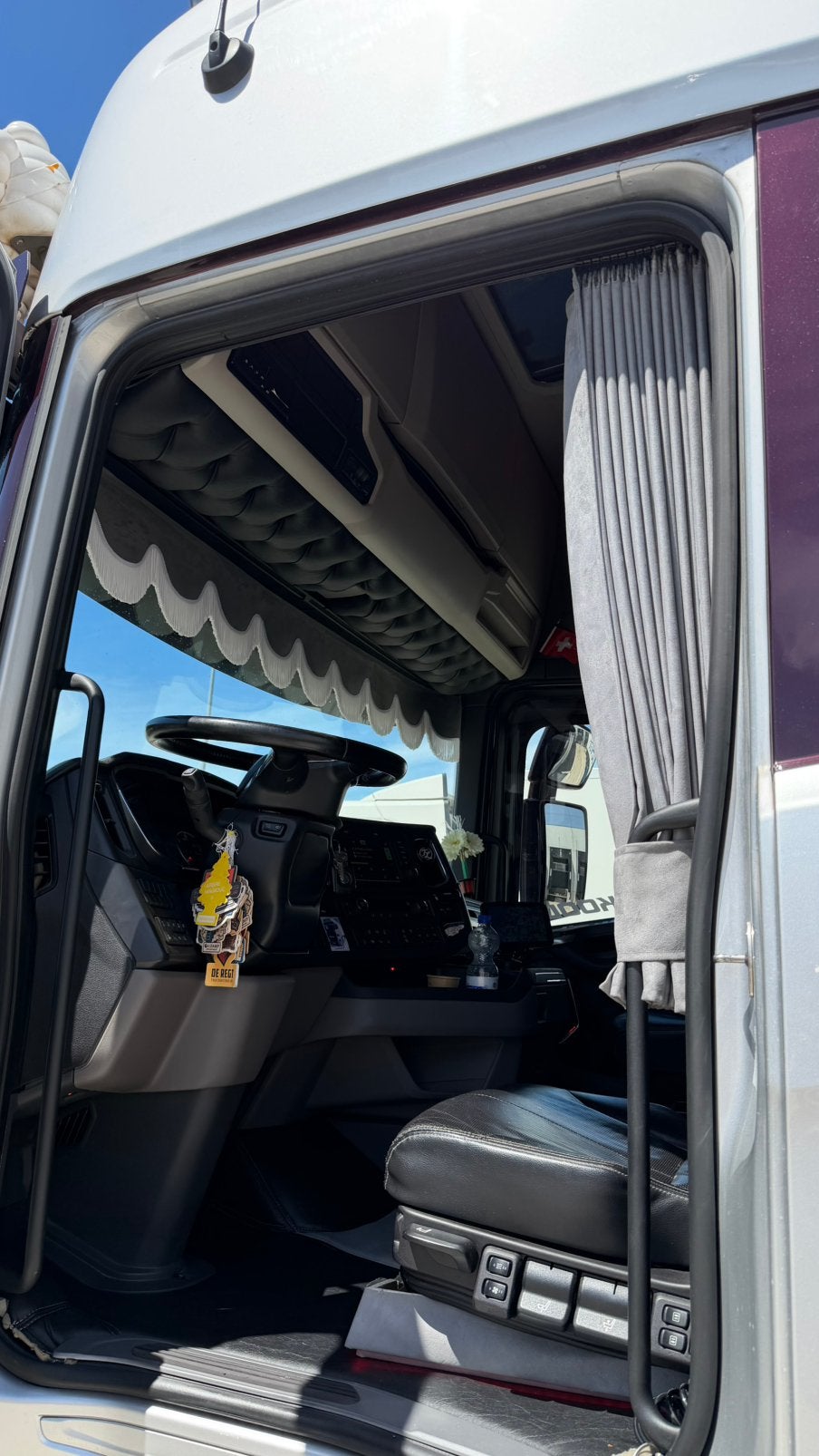 Scania next gen interieur gordijnen, vloermat etca, Ophalen, Nieuw