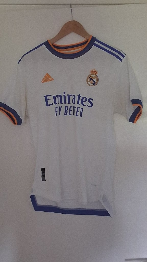 Retro real Madrid 2021 voetbalshirt L thuis goede kwaliteit, Maat 52/54 (L), Wit, Ophalen of Verzenden, Zo goed als nieuw