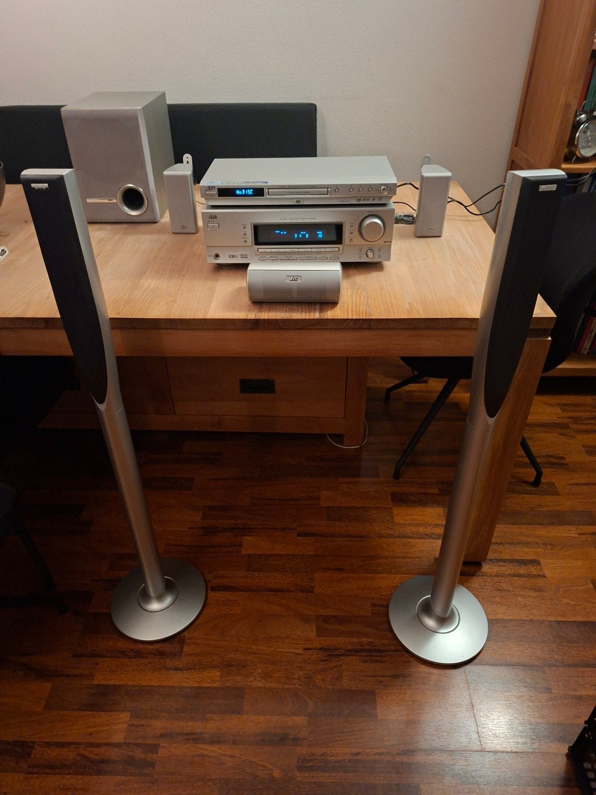 JVC Home Cinema Set met DVD-speler en 5.1 Surround Sound, Ophalen, JVC, 70 watt of meer, Zo goed als nieuw