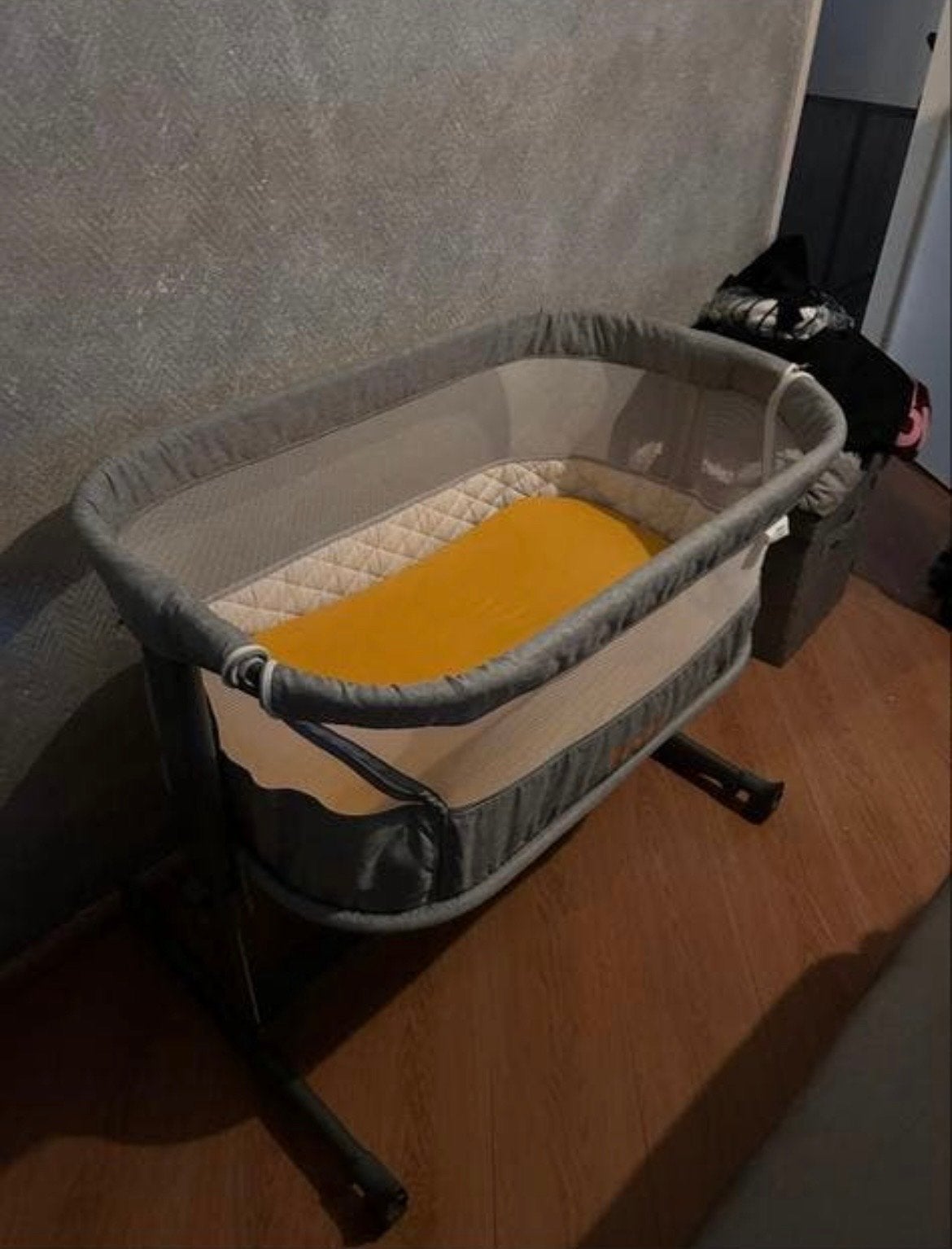 Bonini Co-Sleeper Wieg - Zo goed als nieuw, Kinderen en Baby's, Babywiegjes en Ledikanten, Ophalen, Zo goed als nieuw, Wieg